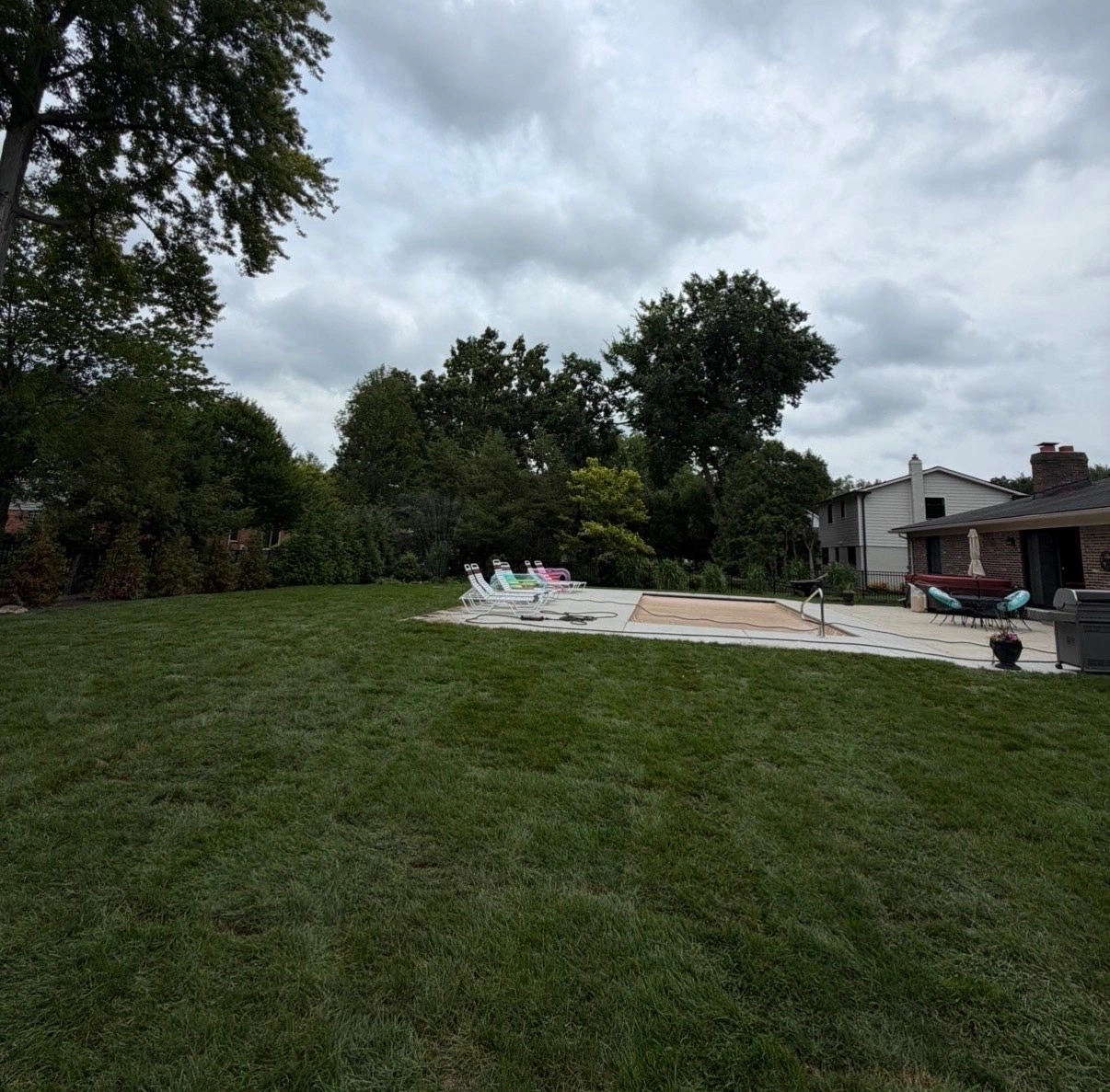 After: Grading & sod by DR Property Services